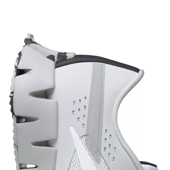 Reebok White and Gray Running Shoes - Picture 5 of 10